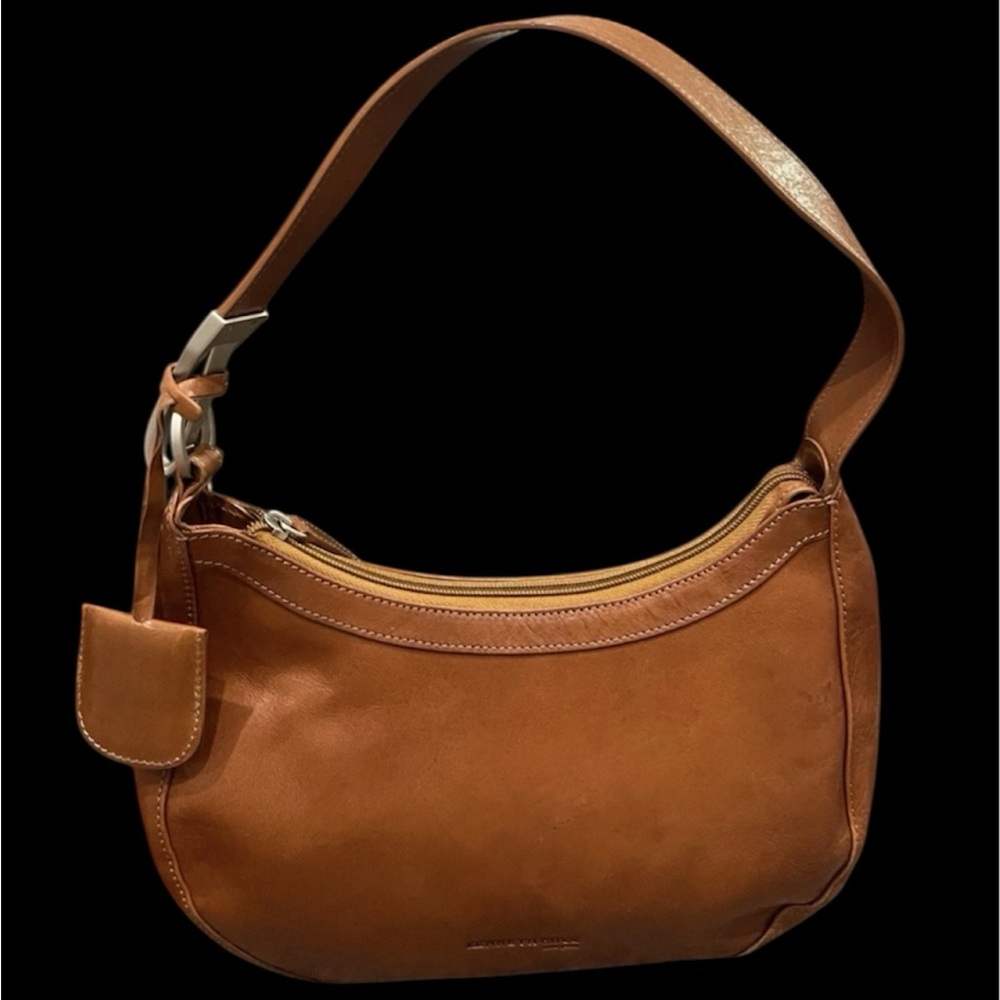 Leather Shoulder Bag in Cognac Brown